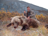 Alaska Grizzly Bear Hunting, Alaska Master Hunting Guides.