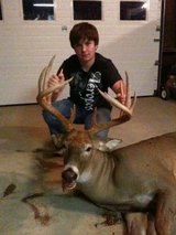 Iowa Trophy Deer Hunting Zone Six.