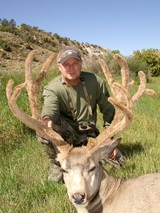 Wyoming Mule Deer Hunting, Trophy Quality Mule Deer. 