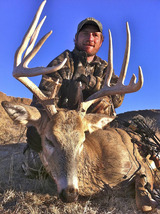 Bow Hunting Mule Deer in Colorado.