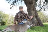Texas Deer Hunts, Whitetail Deer Hunting at Flying 5 B Ranch.