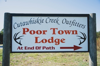Poor Town Lodge